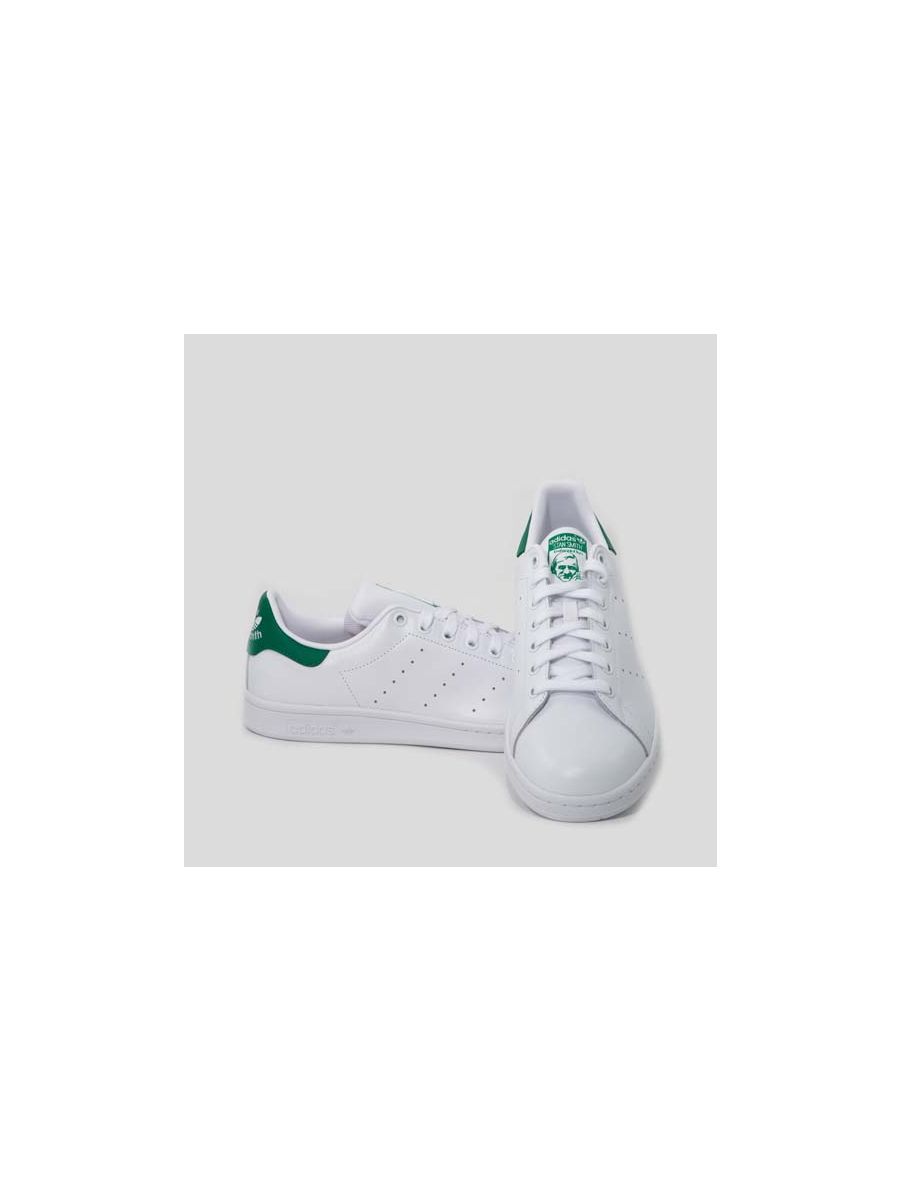 Adidas Scarpa Uomo Stan Smith pelle verde e bianco لحاف سرير نفر